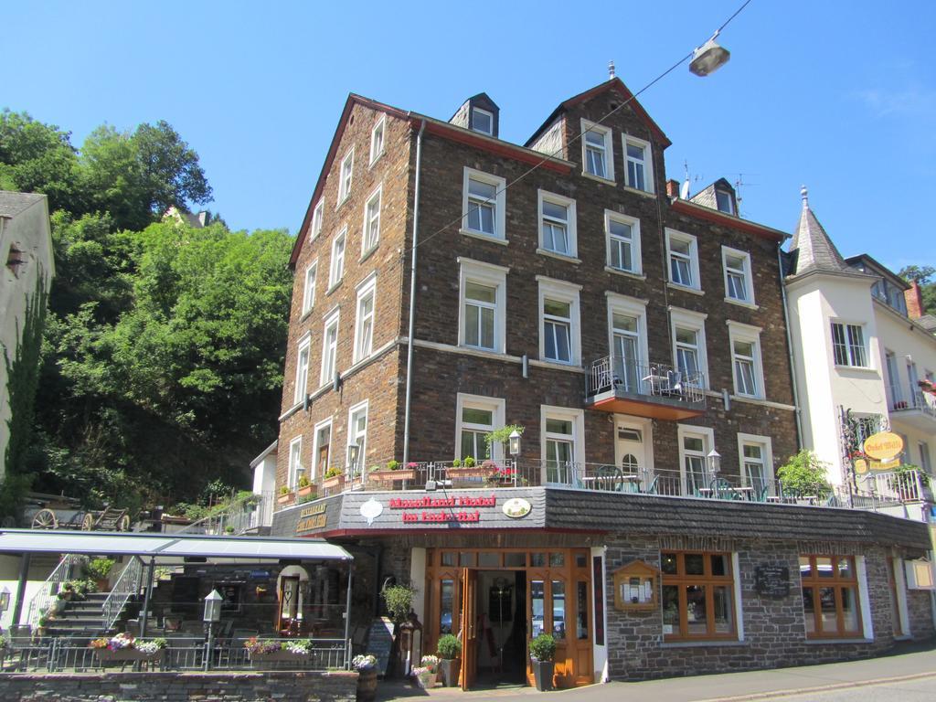 Moselland Hotel Im Enderttal Zum Onkel Willi Commune fusionnée de Cochem-Land Extérieur photo